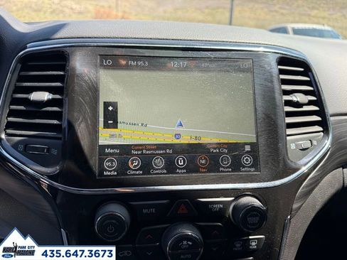 Used 2021 Jeep Grand Cherokee Laredo X AWD/4WD image 20