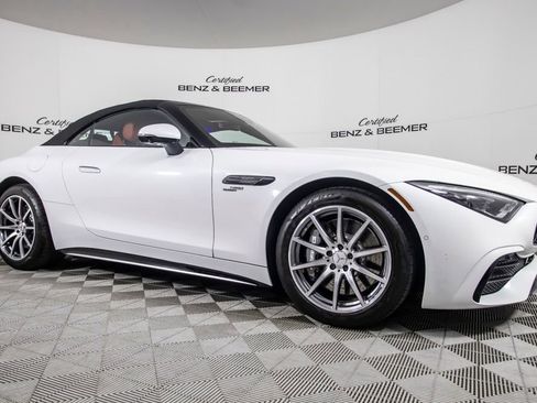 Used 2023 Mercedes-Benz SL 43 AMG image 2