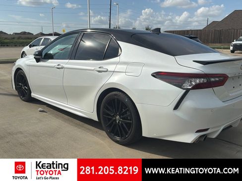 Used 2023 Toyota Camry XSE w/ Navigation Package FWD image 5