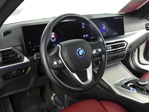 Certified 2023 BMW i4 eDrive35 RWD image 31
