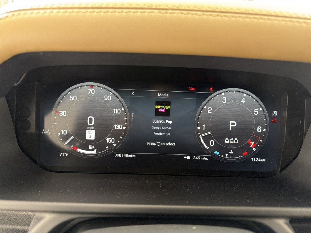 Certified 2025 Land Rover Defender 110 S AWD/4WD image 27