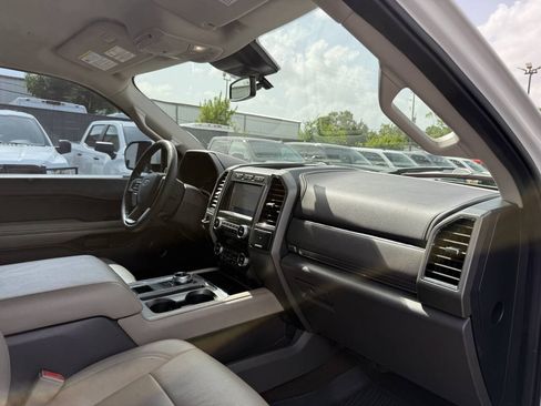 Used 2020 Ford Expedition XLT w/ Equipment Group 202A RWD image 9