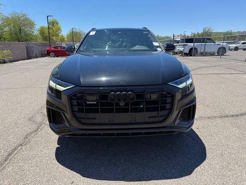 Used 2022 Audi Q8 Premium Plus AWD/4WD image 2