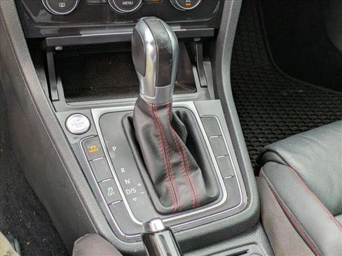 Used 2015 Volkswagen GTI Autobahn w/ Lighting Package (SEL) image 16