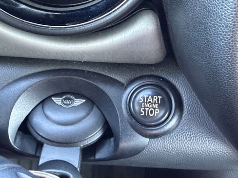 Used 2009 MINI Cooper S image 22