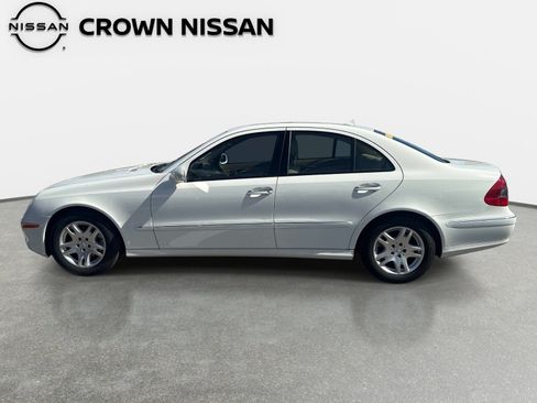 Used 2007 Mercedes-Benz E 320 BlueTEC Sedan image 3