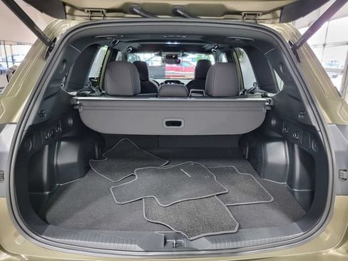 Used 2026 Subaru Forester Premium AWD/4WD image 36