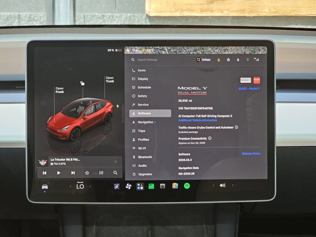 Used 2022 Tesla Model Y Performance AWD/4WD image 26