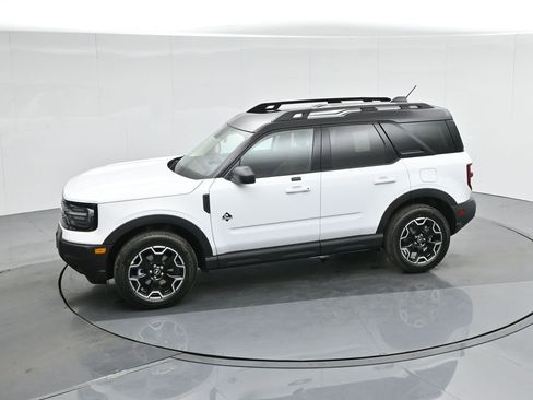 New 2025 Ford Bronco Sport Outer Banks image 19