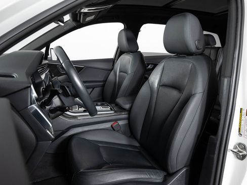 Used 2021 Audi Q7 2.0T Premium w/ Convenience Package image 16