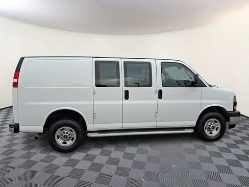 Used 2024 GMC Savana 2500 w/ Driver Convenience Package RWD image 7