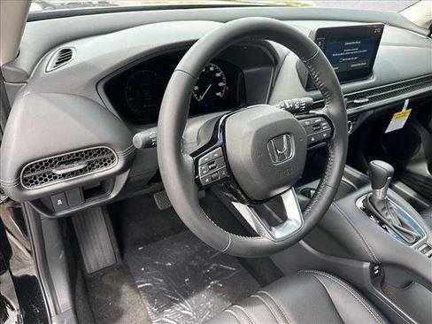 New 2026 Honda HR-V EX-L image 3