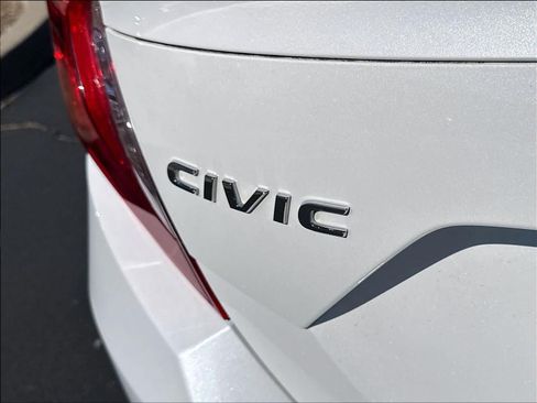 Used 2018 Honda Civic EX image 24