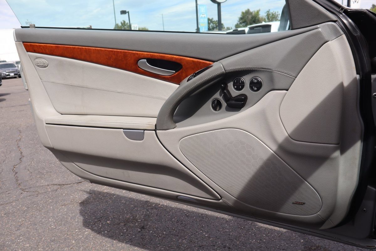 Used 2004 Mercedes-Benz SL 500 image 25