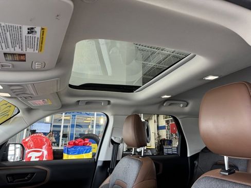 Used 2023 Ford Bronco Sport Outer Banks w/ Tech Package image 8