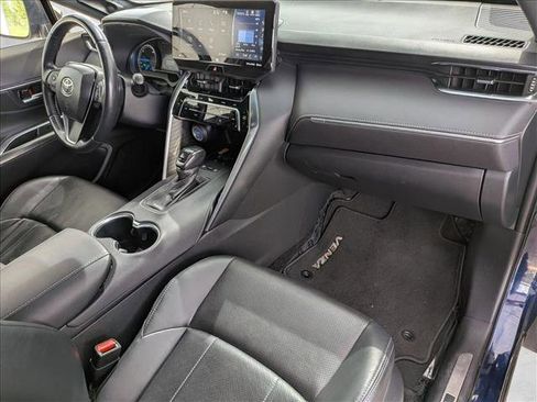 Used 2021 Toyota Venza XLE w/ Softex Package AWD/4WD image 21