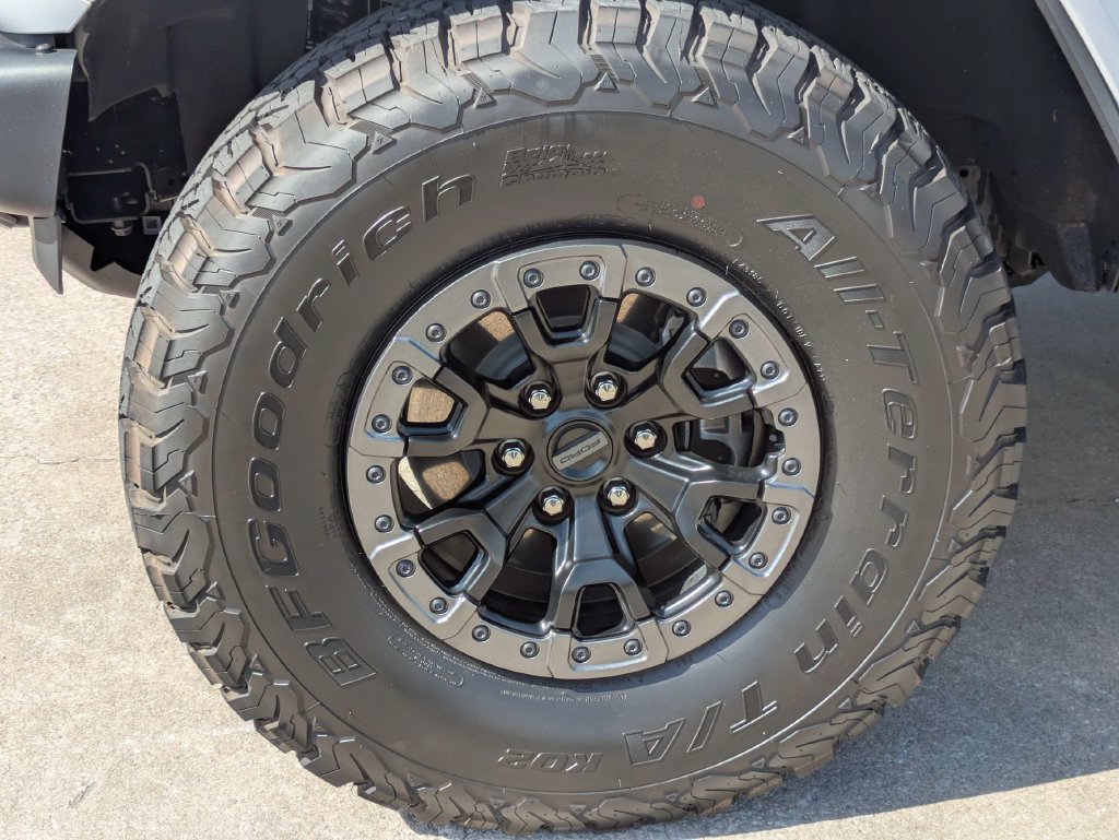 Used 2025 Ford Bronco Raptor AWD/4WD image 31