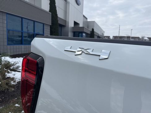 Used 2023 GMC Sierra 1500 Pro w/ Graphite Edition image 16