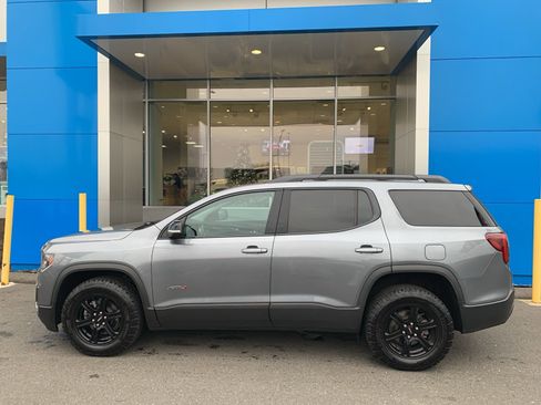 Used 2021 GMC Acadia AT4 image 8