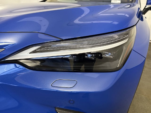 Used 2026 Lexus NX 450h+ AWD w/ Accessory Package (2T) image 31