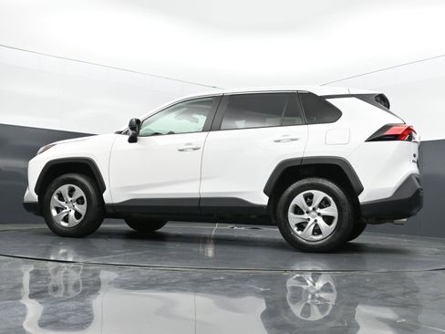 Used 2023 Toyota RAV4 LE FWD image 37