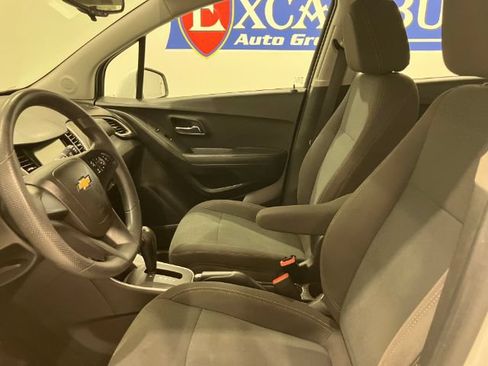 Used 2017 Chevrolet Trax LS FWD image 20