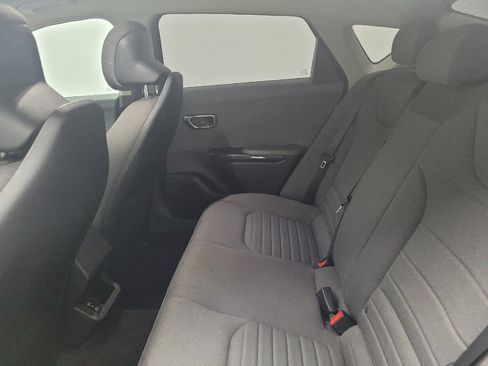 Used 2025 Kia K4 EX FWD image 18