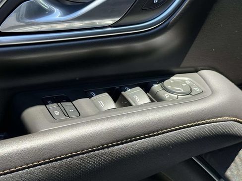 Certified 2024 GMC Yukon AT4 w/ Technology Package AWD/4WD image 10