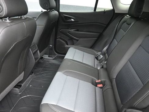 New 2026 Chevrolet Trax LT image 18