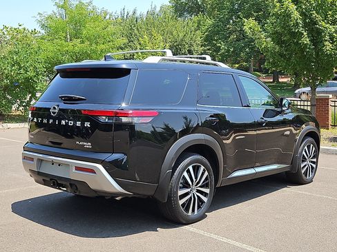 Certified 2023 Nissan Pathfinder Platinum AWD/4WD image 6