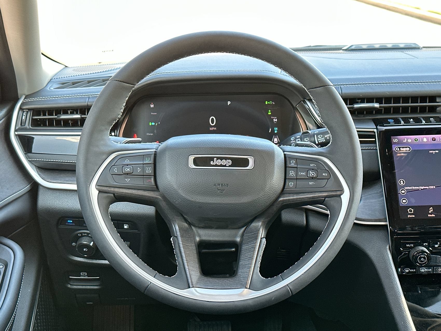 New 2023 Jeep Grand Cherokee 4WD 4xe image 14