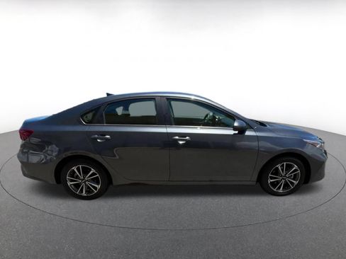 Used 2024 Kia Forte LXS FWD image 16