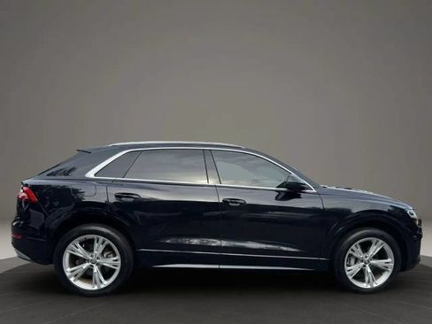 Used 2019 Audi Q8 Premium w/ Convenience Package AWD/4WD image 6