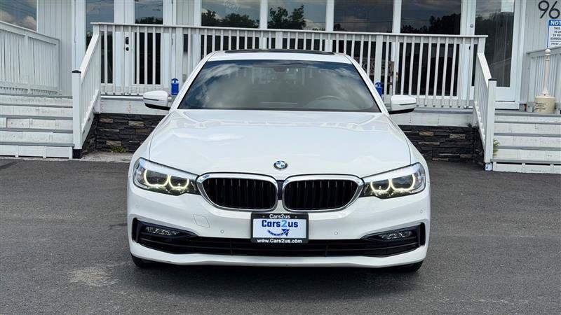 Used 2018 BMW 530i xDrive AWD/4WD image 9