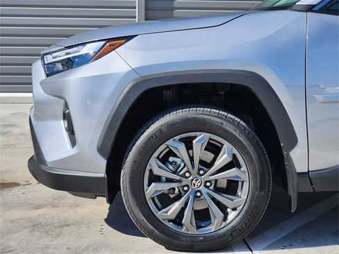 Used 2024 Toyota RAV4 XLE Premium image 10