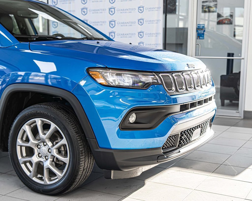 Used 2022 Jeep Compass Latitude AWD/4WD image 4