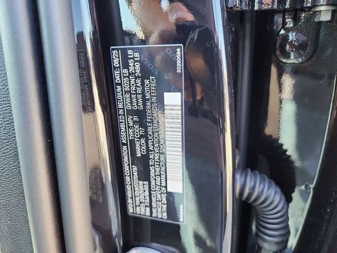 New 2026 Volvo XC40 B5 Core w/ Climate Package image 18