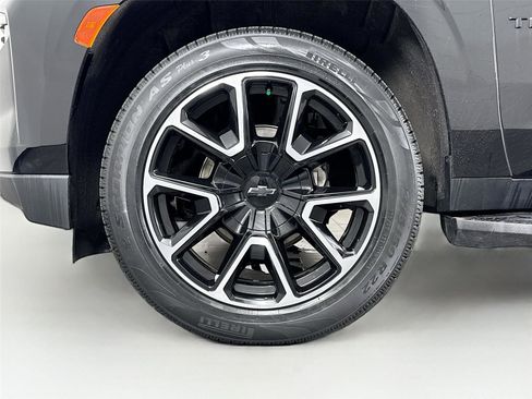 Used 2023 Chevrolet Tahoe RST w/ Luxury Package AWD/4WD image 44