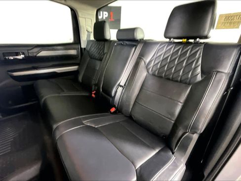 Used 2018 Toyota Tundra Platinum image 19
