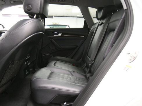 Used 2018 Audi Q5 2.0T Premium w/ Convenience Package AWD/4WD image 20