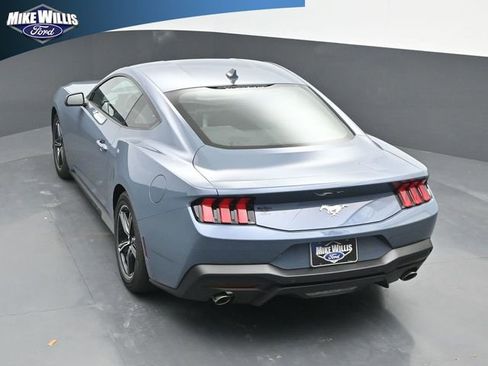Used 2025 Ford Mustang Coupe image 13