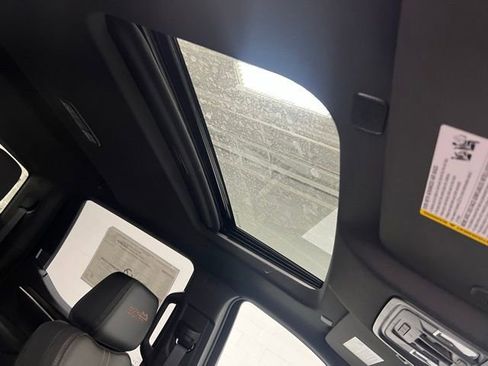 New 2026 Chevrolet Silverado 1500 High Country w/ High Country Premium Package AWD/4WD image 25