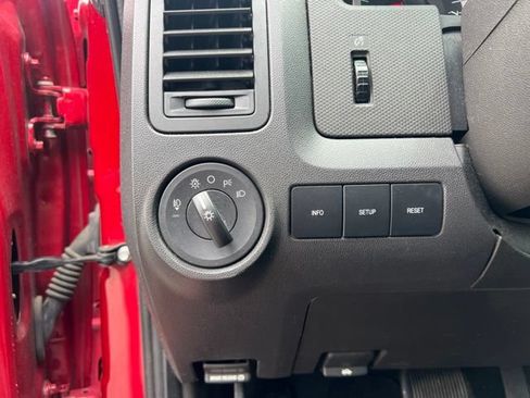 Used 2011 Ford Escape XLT FWD image 21
