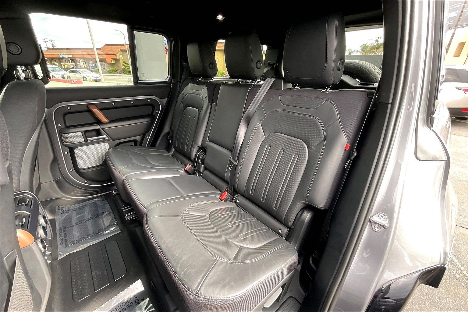 Certified 2023 Land Rover Defender 130 X AWD/4WD image 19