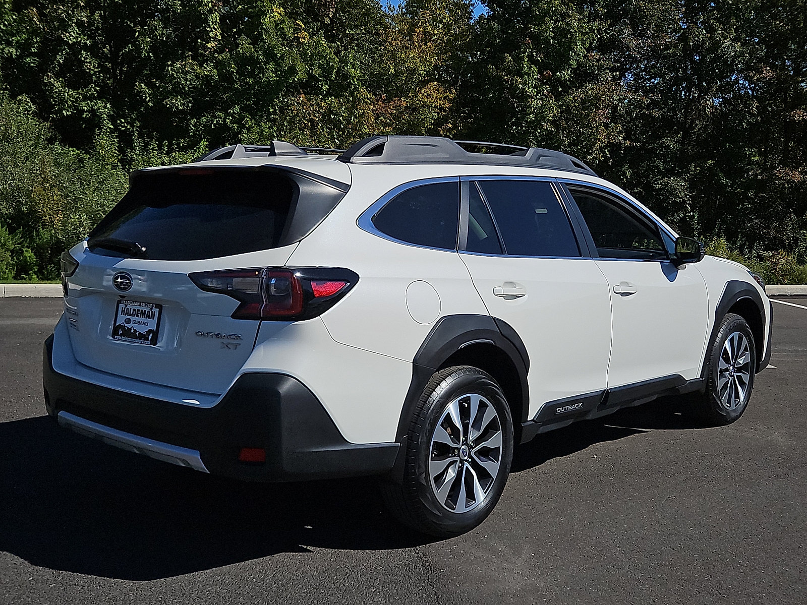 Certified 2024 Subaru Outback Limited XT AWD/4WD image 6