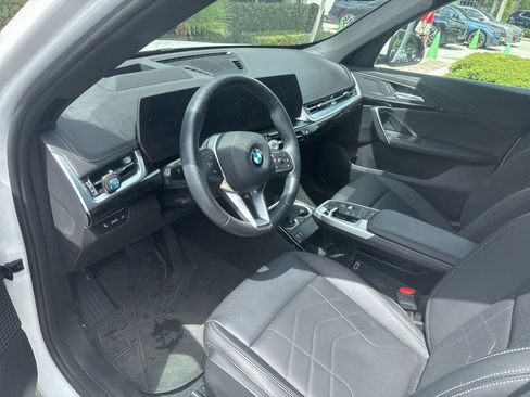 Used 2025 BMW X1 xDrive28i w/ Technology Package AWD/4WD image 4