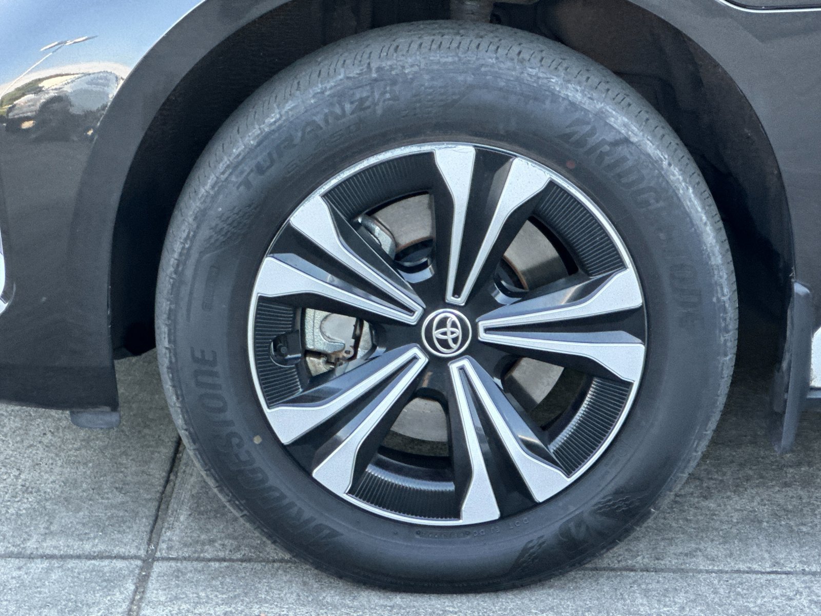 Used 2024 Toyota bZ4X AWD w/ Weather Package image 24