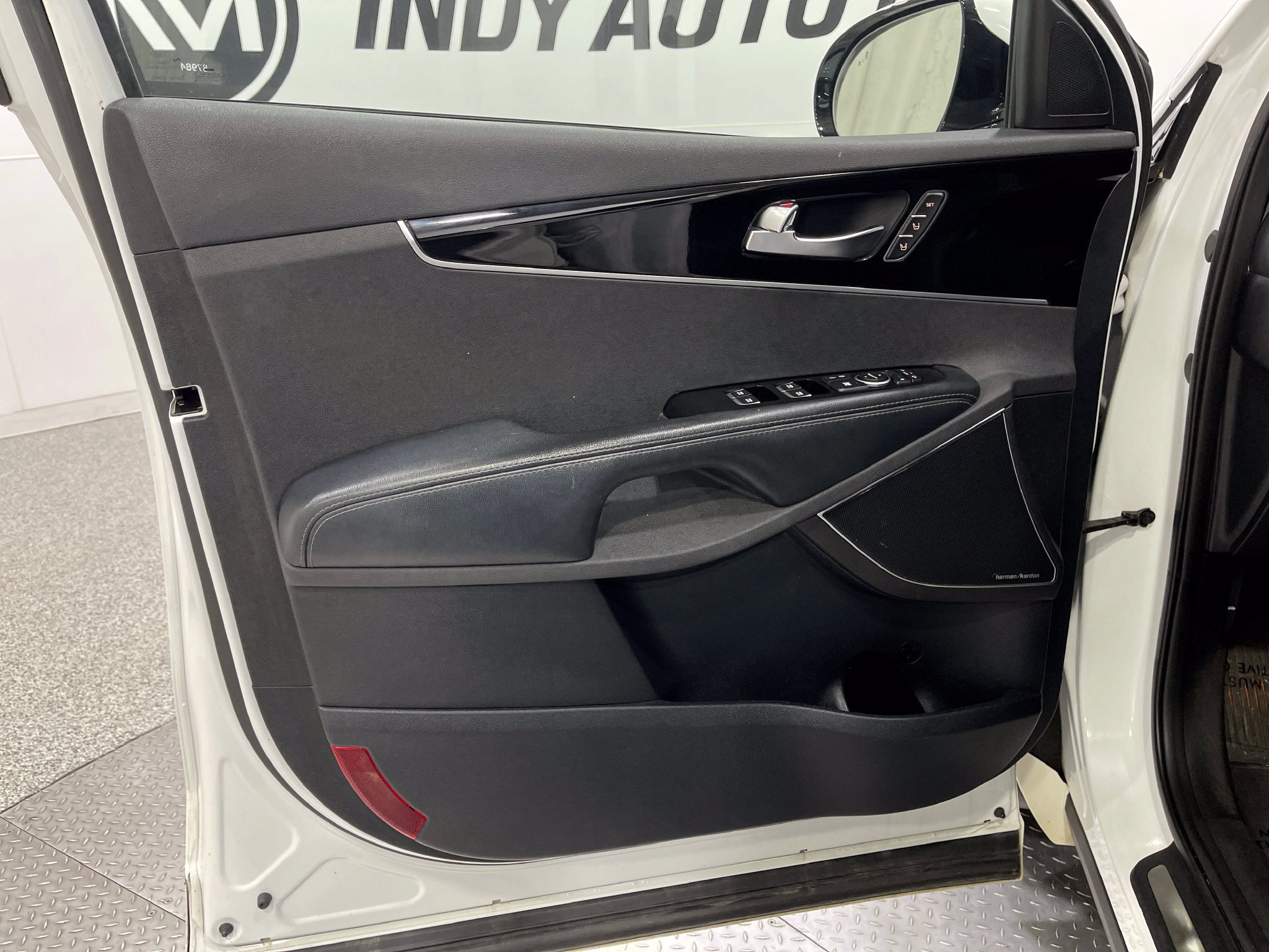 Used 2020 Kia Sorento SX FWD image 15