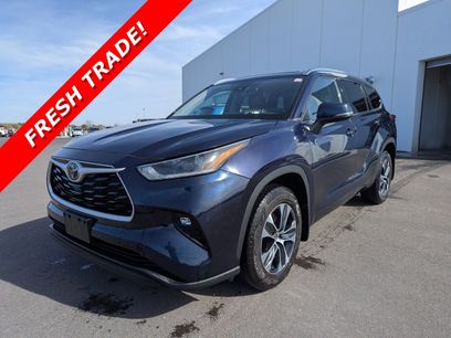 Used 2021 Toyota Highlander XLE