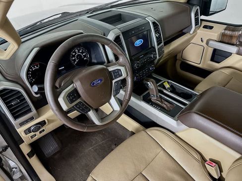 Used 2018 Ford F150 Lariat image 2
